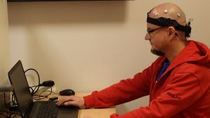 Badanie gier komputerowych z wykorzystaniem EEG (elektroencefalografu) | zdjecie 4