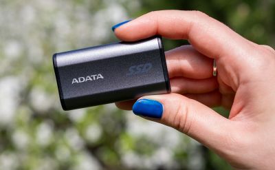 Sprawdziłem najpopularniejszy dysk zewnętrzny SSD. Co jest takiego w ADATA Elite SE880?