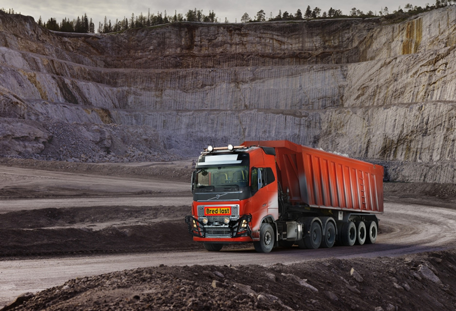 Autonomiczne ciężarówki Volvo w kopalni