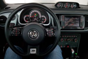 Sprawdziliśmy ile nowych technologii jest w VW Beetle R-Line | zdjecie 4