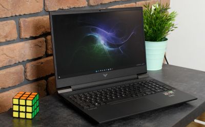 Recenzja Victus by HP 16, czyli niedrogiego laptopa dla graczy, wykonanego ze stylem